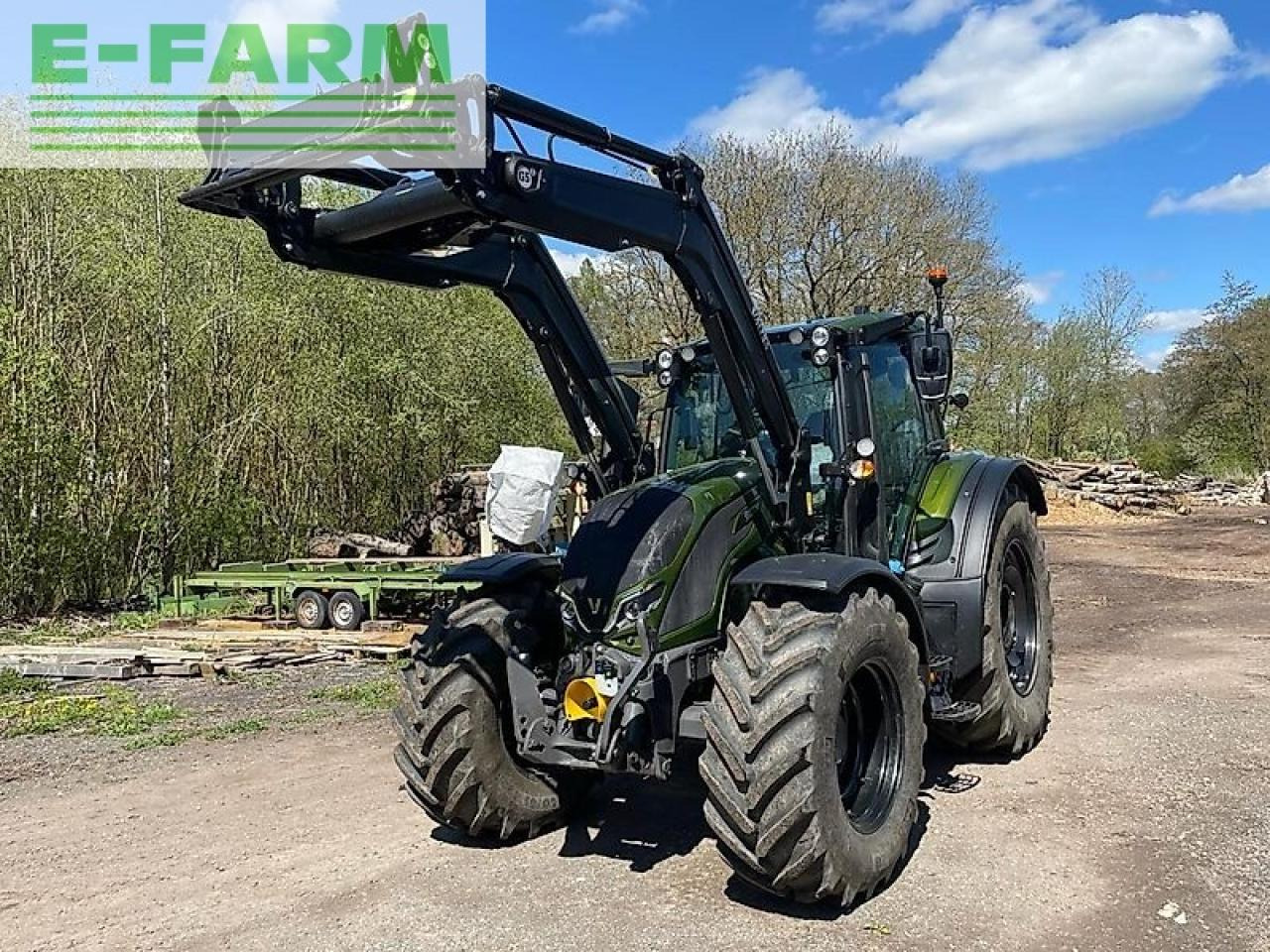 Farm tractor Valtra n155 ea