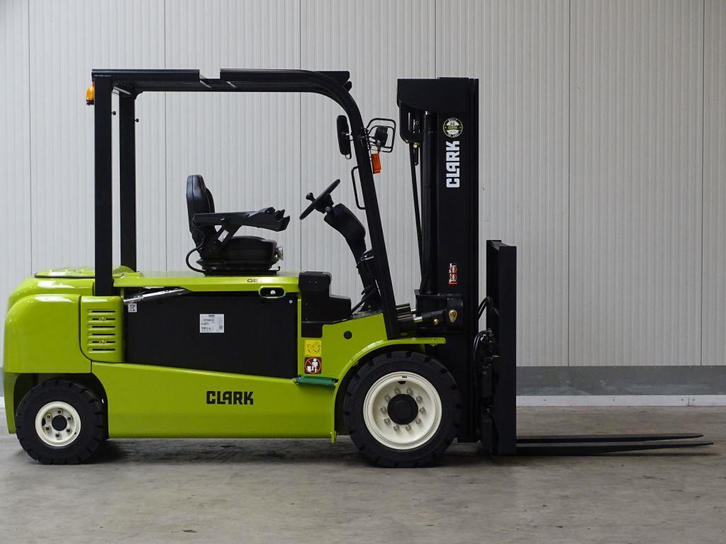 Electric forklift – rent Clark GEX50