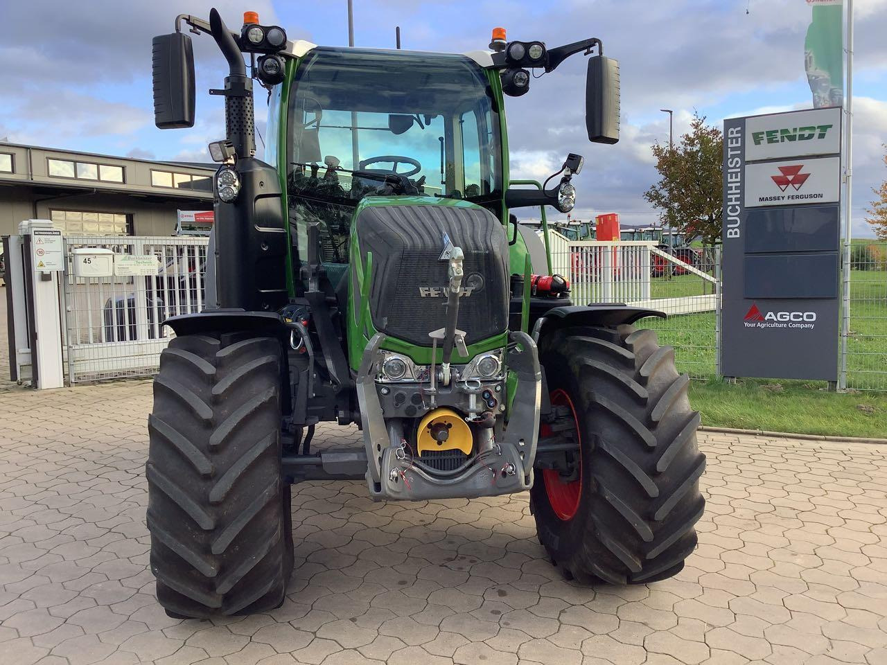 New Farm tractor Fendt 314 Vario Gen4