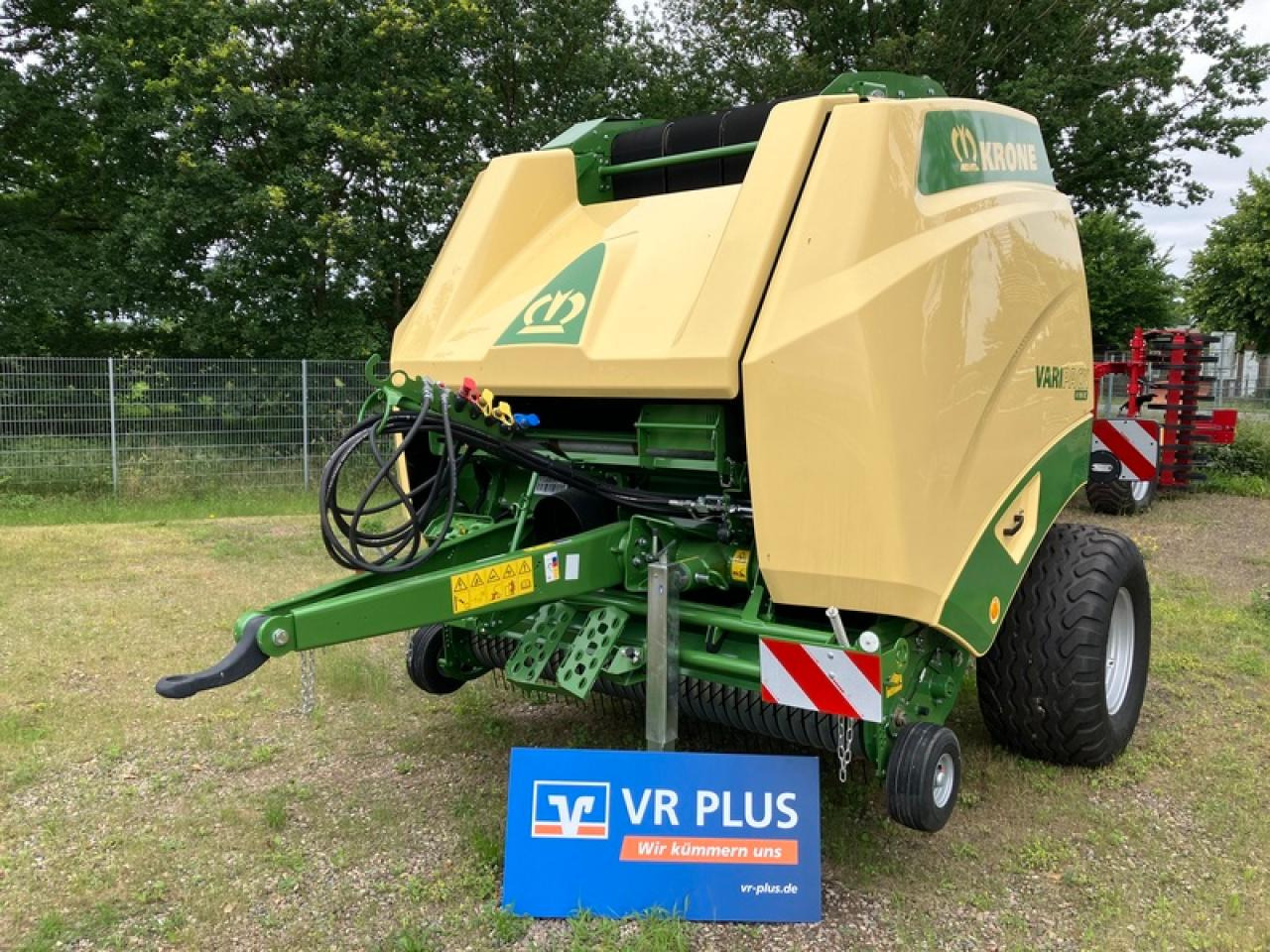 New Round baler Krone VARIO PACK V 190 XC