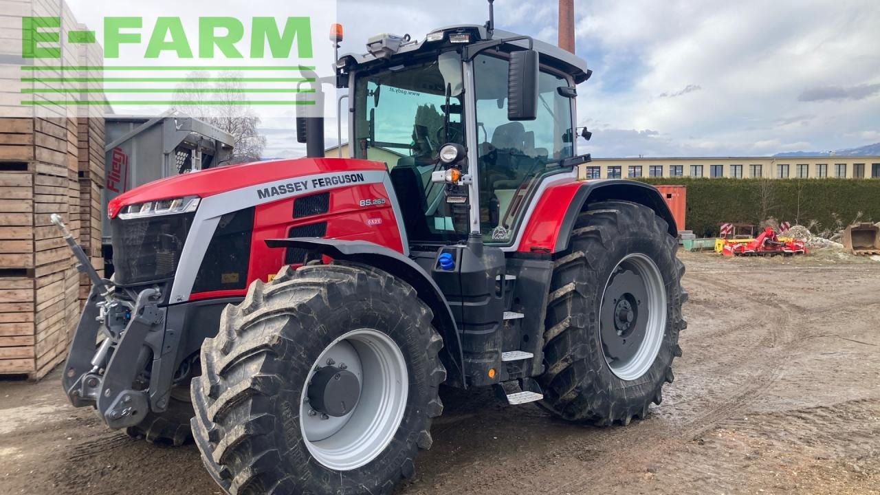 Farm tractor Massey Ferguson 8S.265