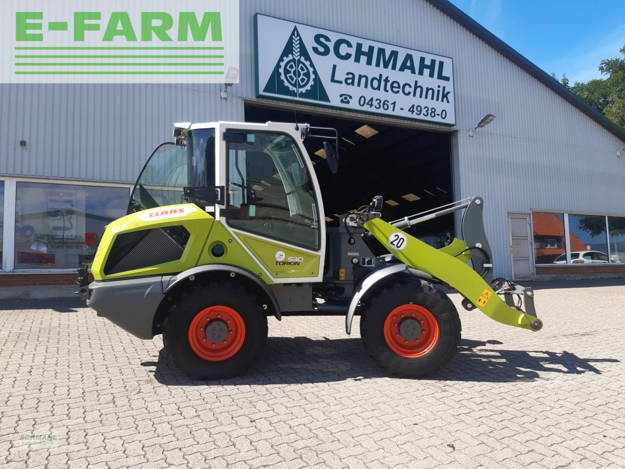 Mini excavator CLAAS torion 530