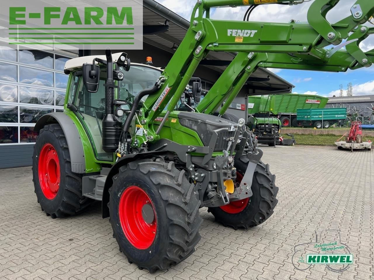 Farm tractor Fendt 211 vario s gen3