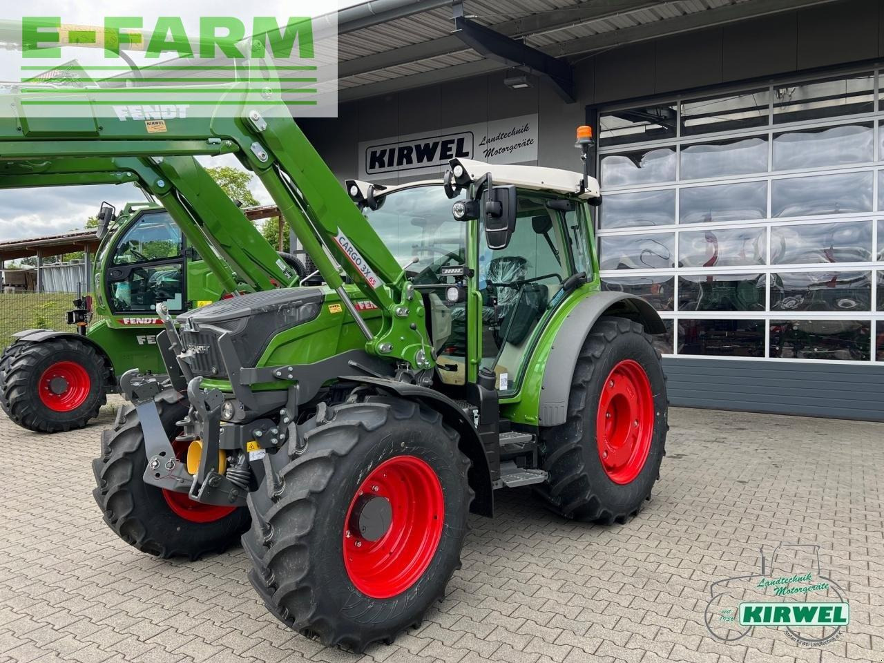 Farm tractor Fendt 211 vario s gen3