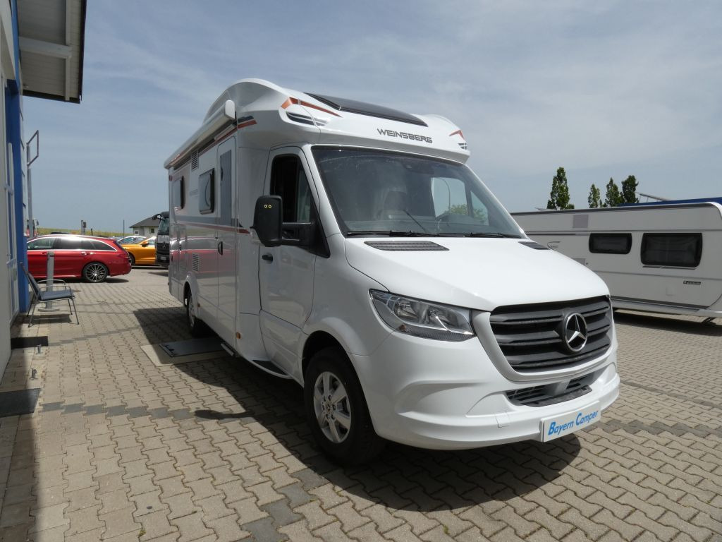 New Semi-integrated motorhome Weinsberg CaraCompact Suite 640 MEG EDITION [PEPPER] *1118