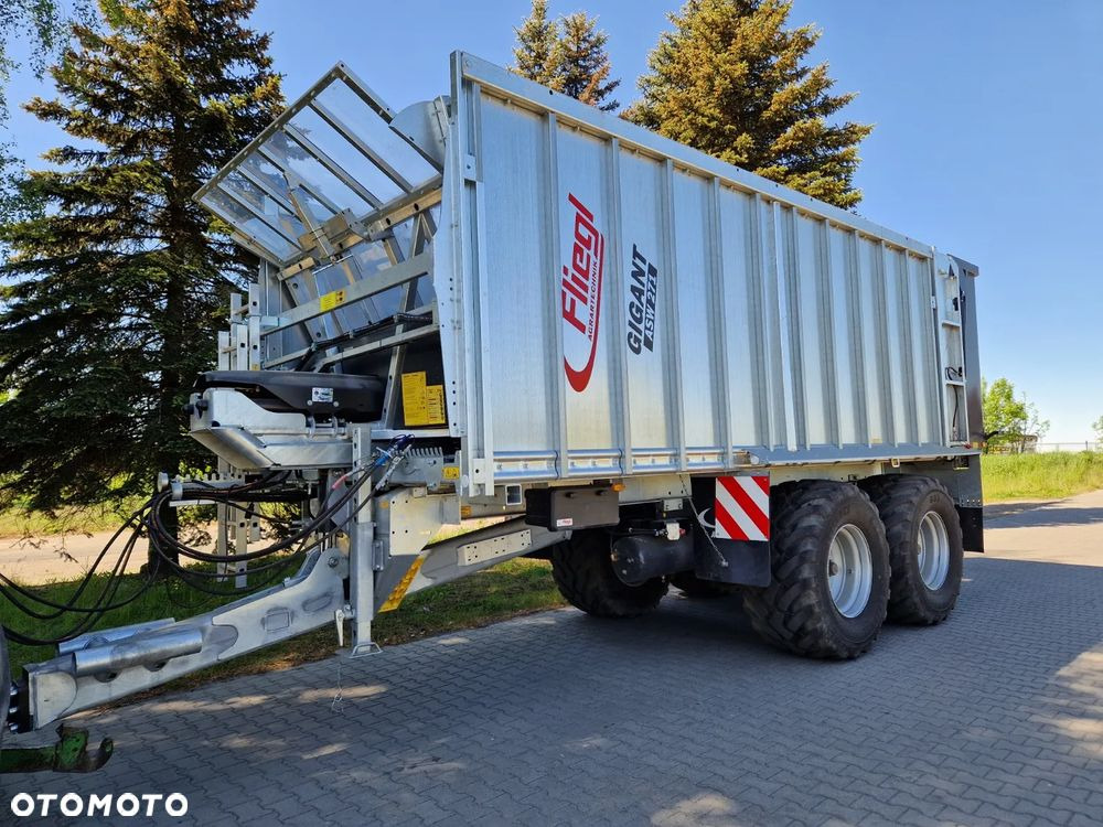 Farm trailer Fliegl ASW 271