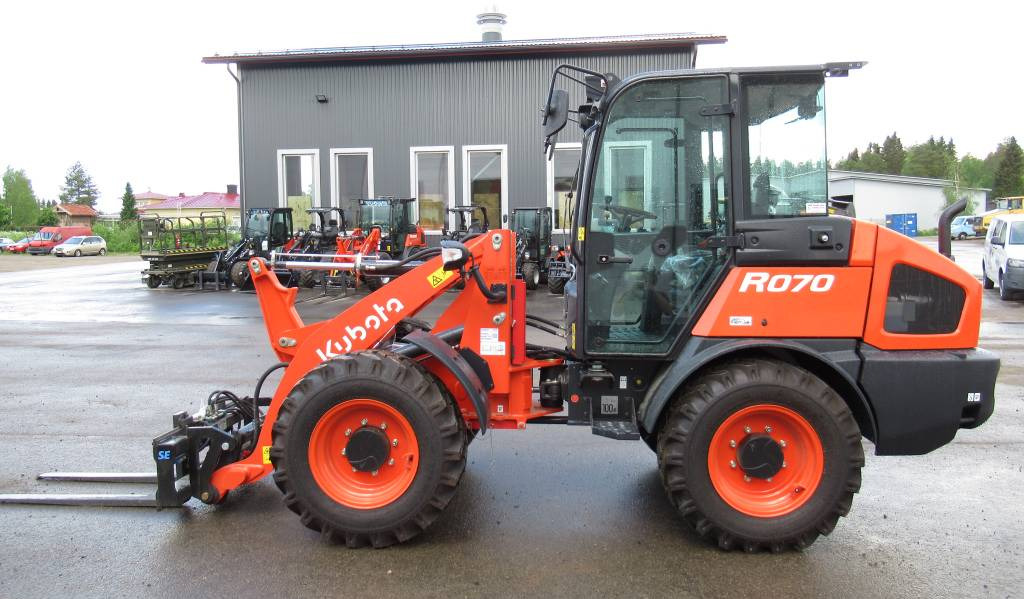 New Wheel loader Kubota R070W UUTUUSMALLI