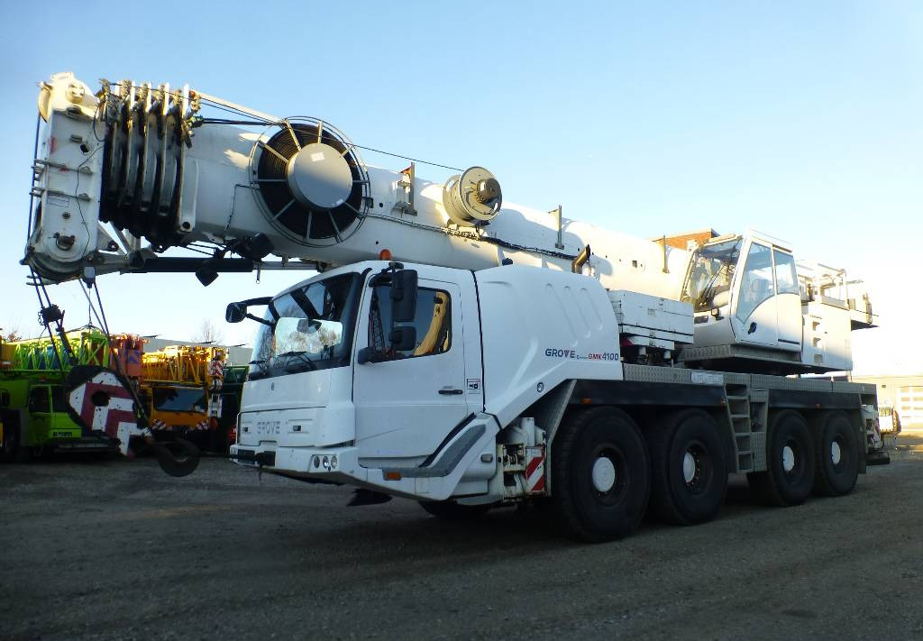 All terrain crane Grove GMK 4100