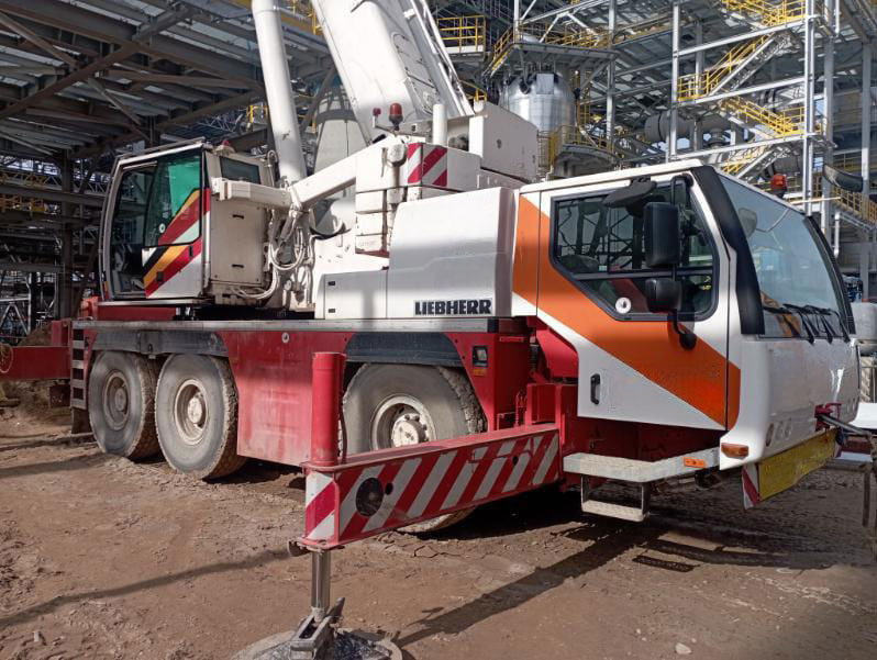 Mobile crane Liebherr LTM 1055-3.2