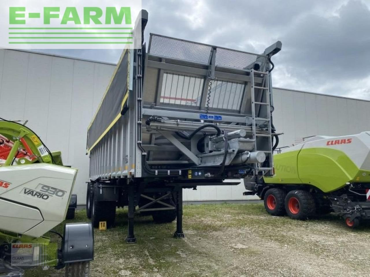 Farm tipping trailer/ Dumper Kröger sattelabschieber saw 32