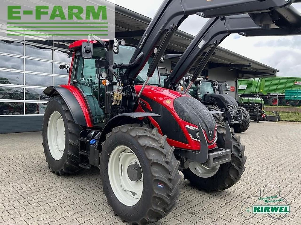 Farm tractor Valtra a 105