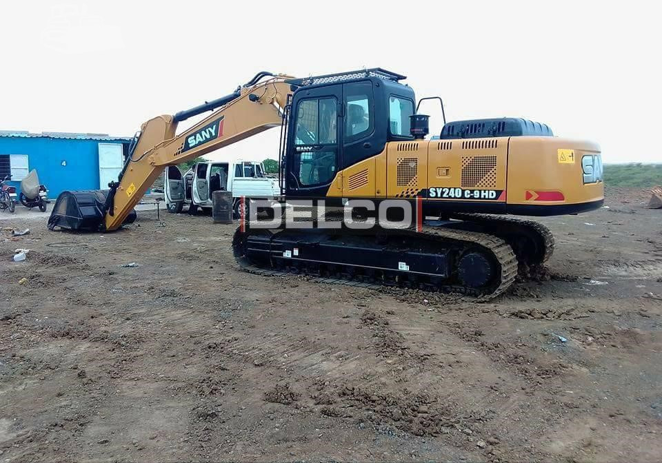 New Crawler excavator SANY SY240C-9HD