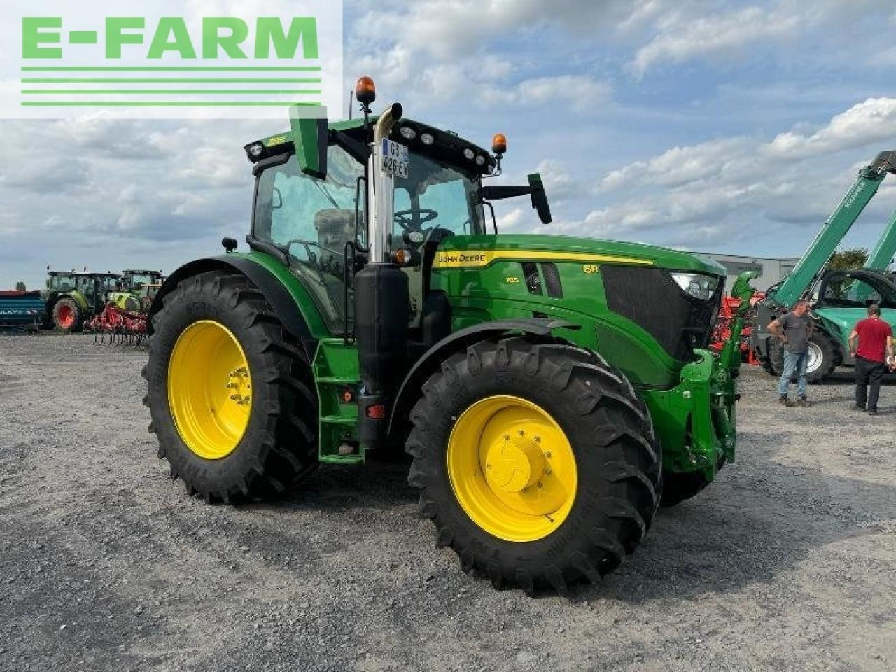 Farm tractor John Deere 6r185