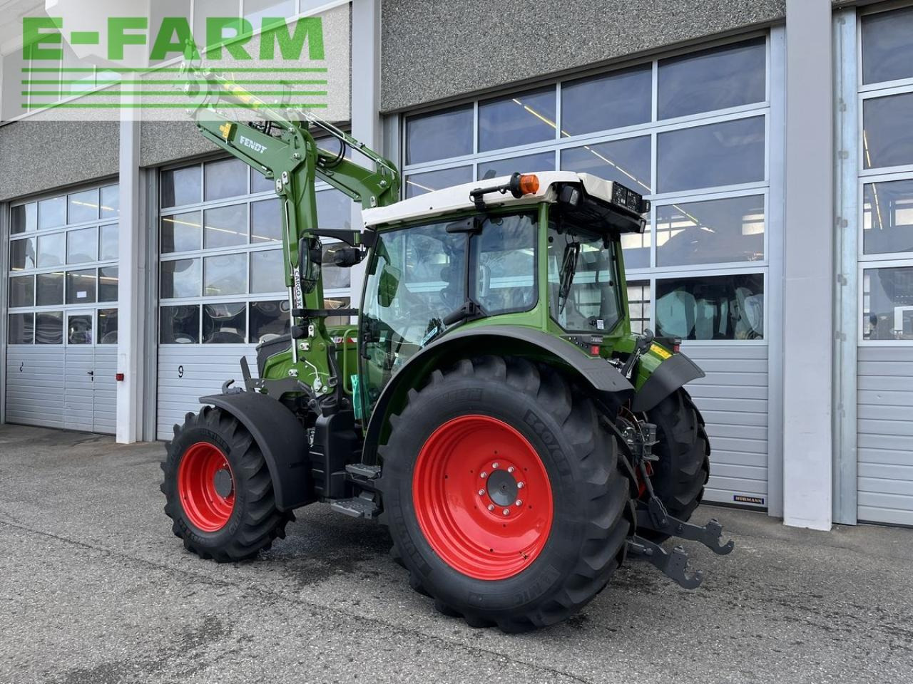 Farm tractor Fendt 211 s vario gen3 power setting 2