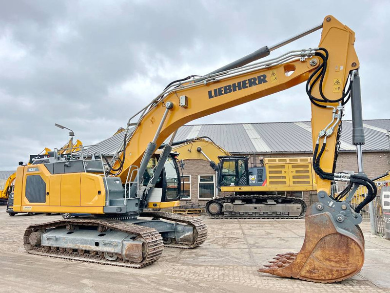 Crawler excavator Liebherr R938 NLC – Low Hours / CE Certified