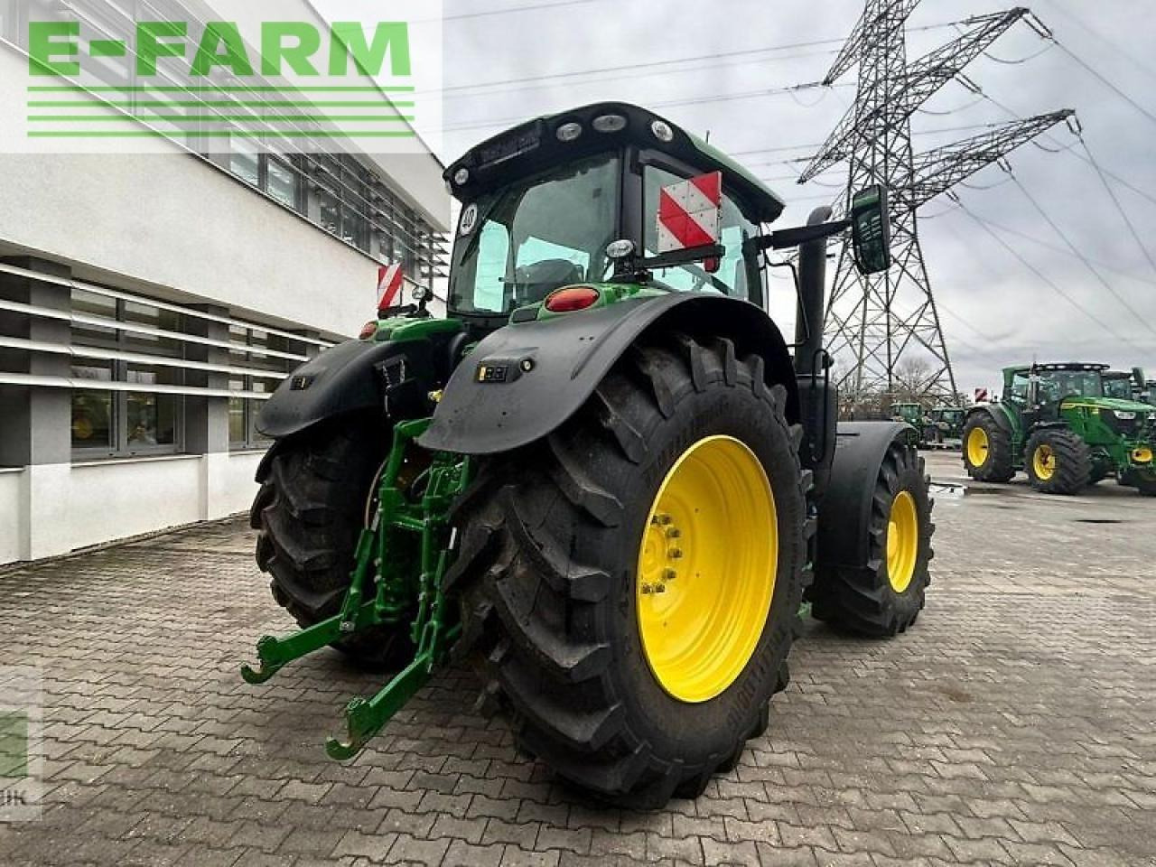 Farm tractor John Deere 6r215 6r 215