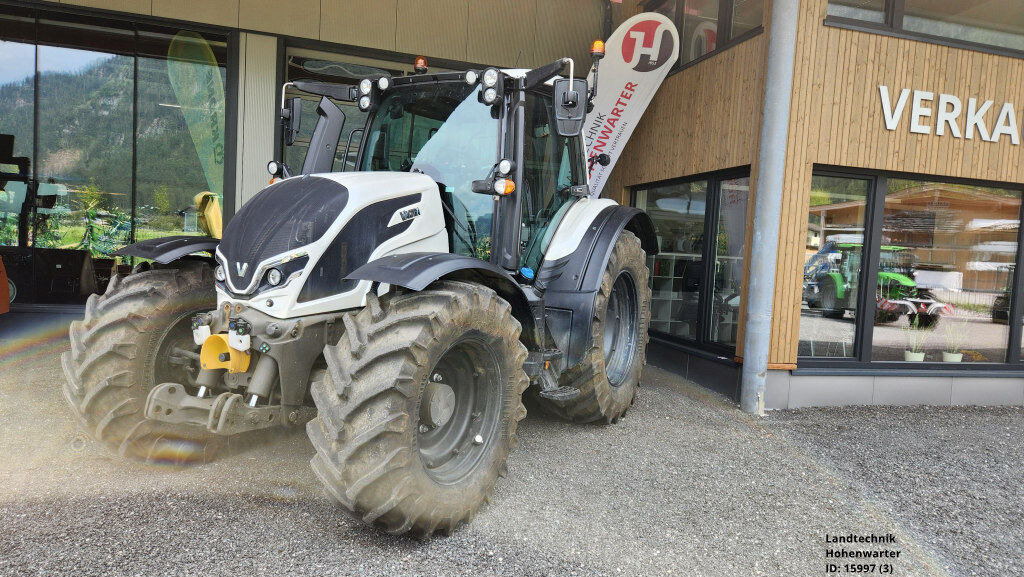 Farm tractor Valtra N 175 Direct (15997)