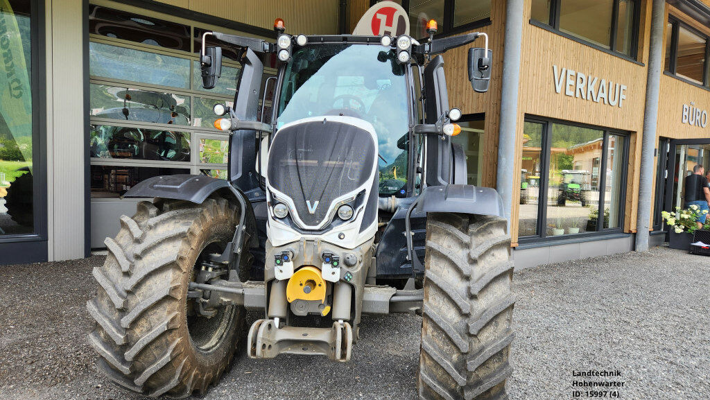 Farm tractor Valtra N 175 Direct (15997)