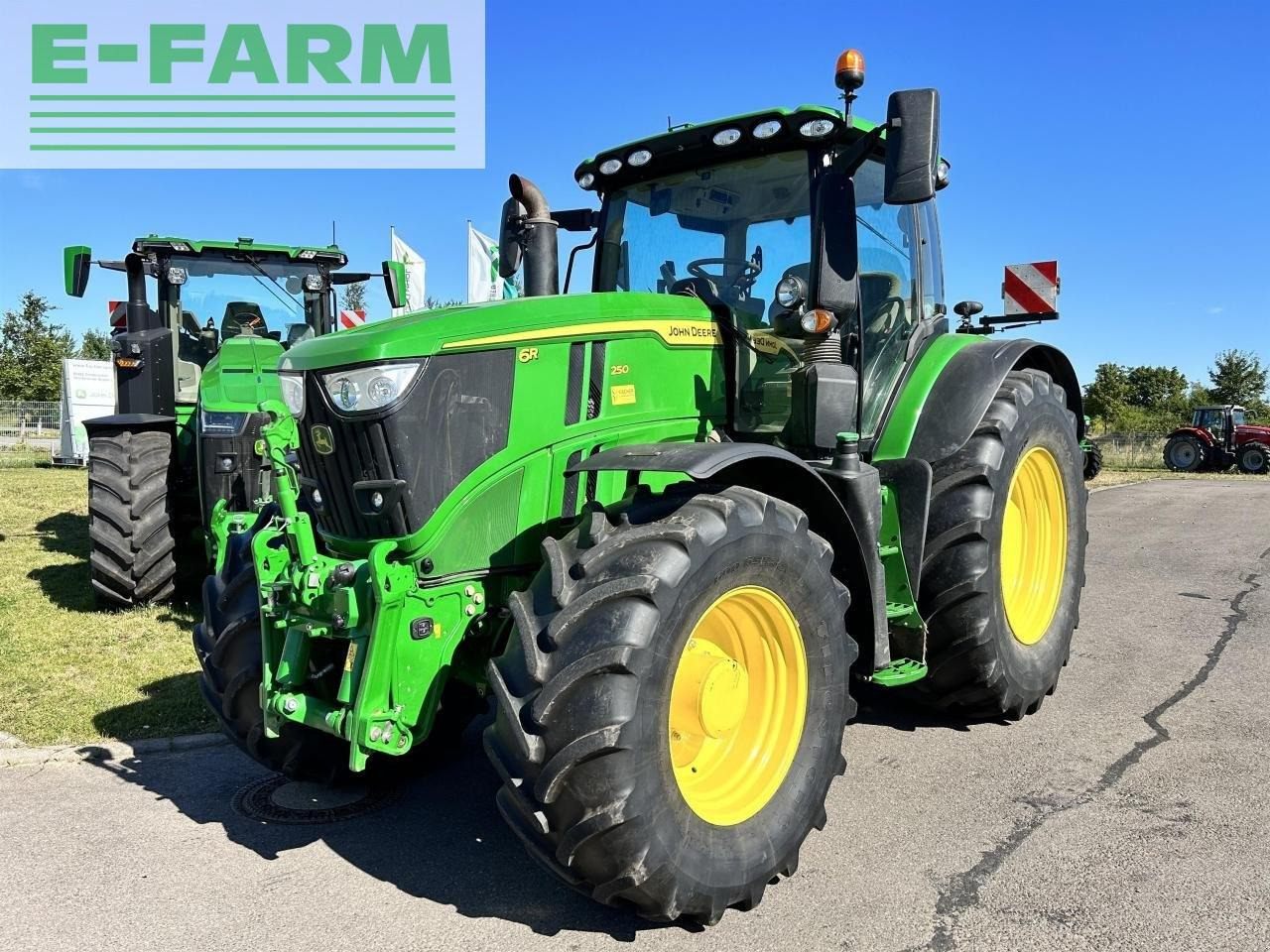 Farm tractor John Deere 6r 250