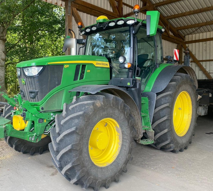 Farm tractor John Deere 6R 215