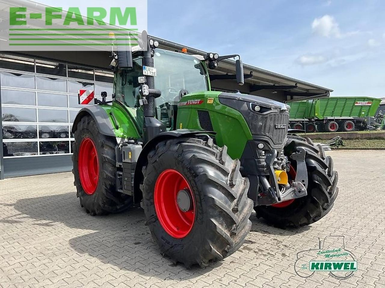 Farm tractor Fendt 728 vario gen7