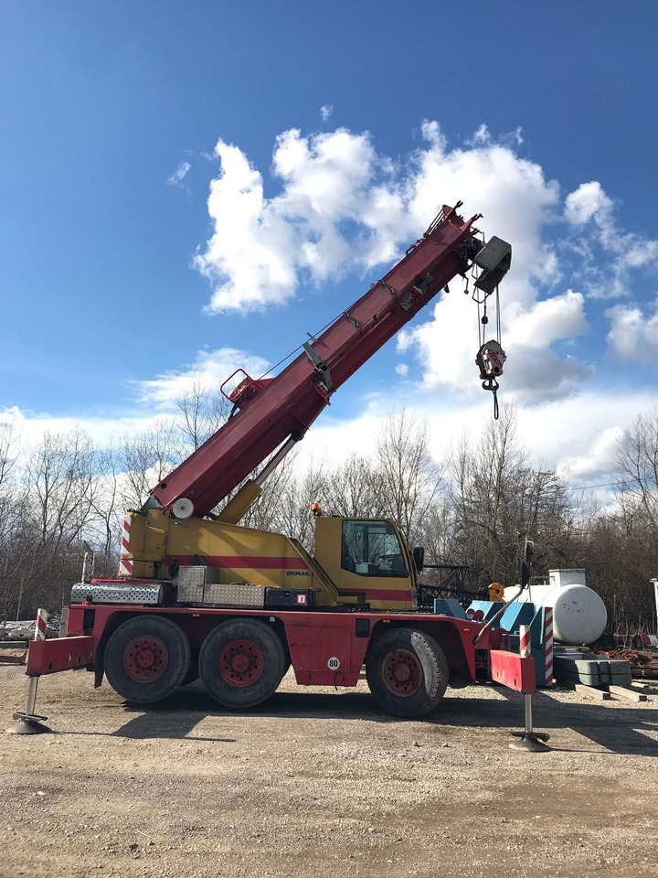 Mobile crane Demag AC 40 City