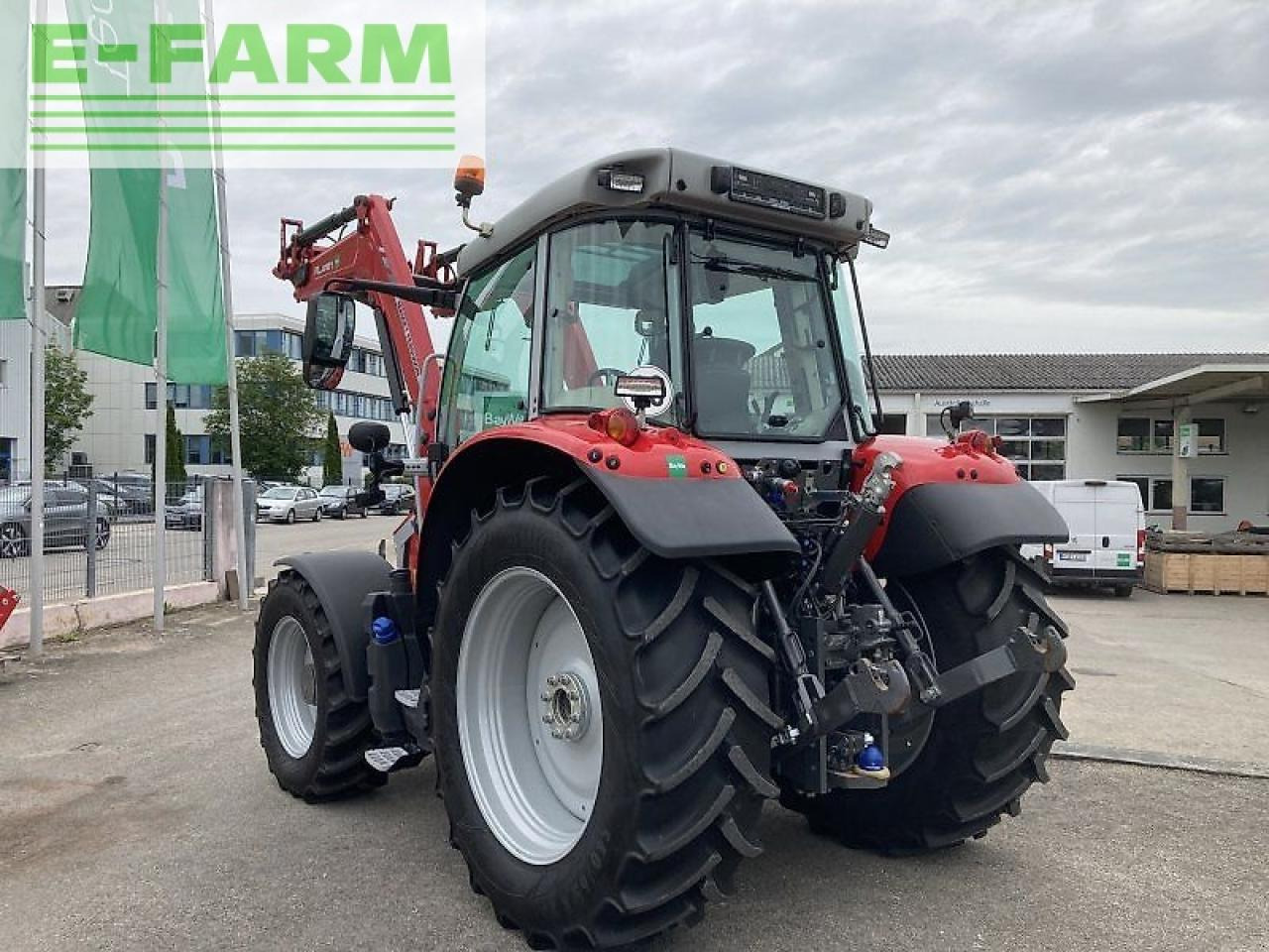 Farm tractor Massey Ferguson 5s.115 dyna 6