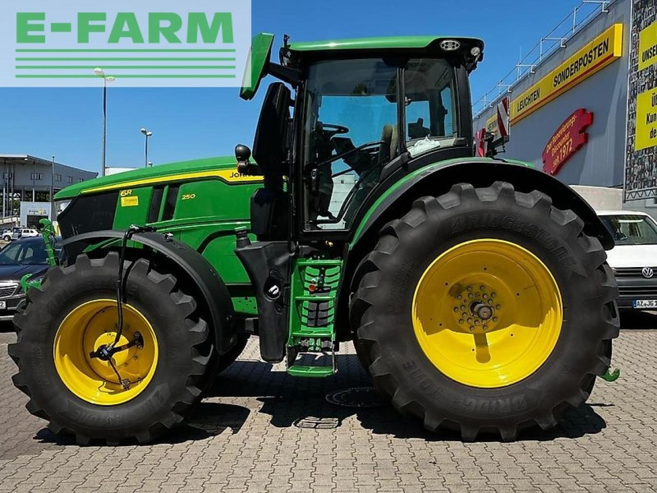 Farm tractor John Deere 6r 250