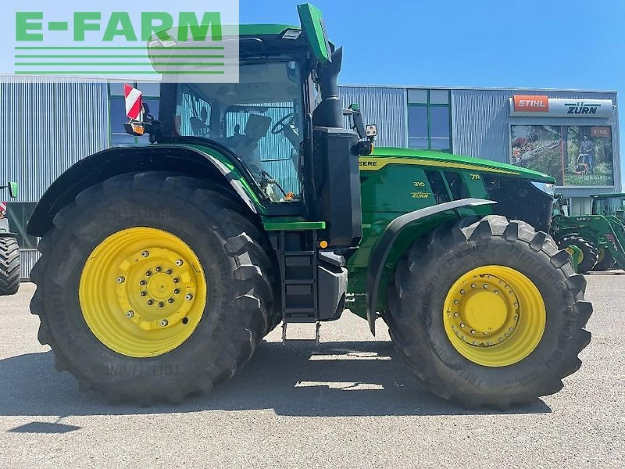 Farm tractor John Deere 7r 310